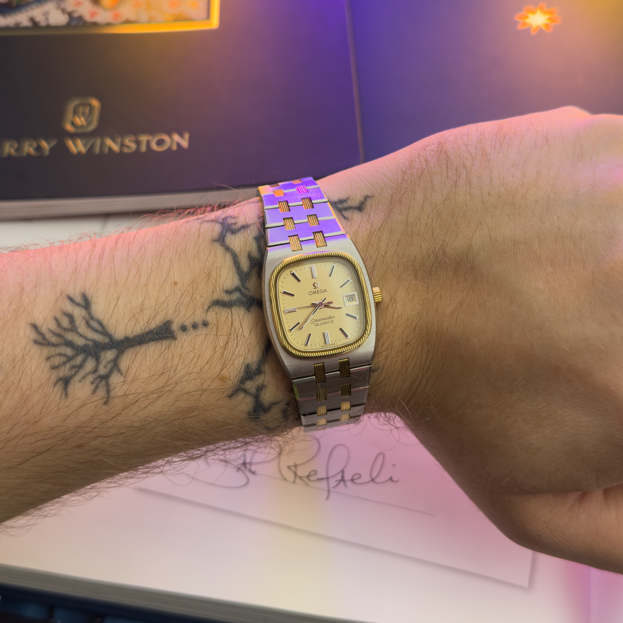 Omega: Seamaster Quartz — Two-Tone Geometric Precision