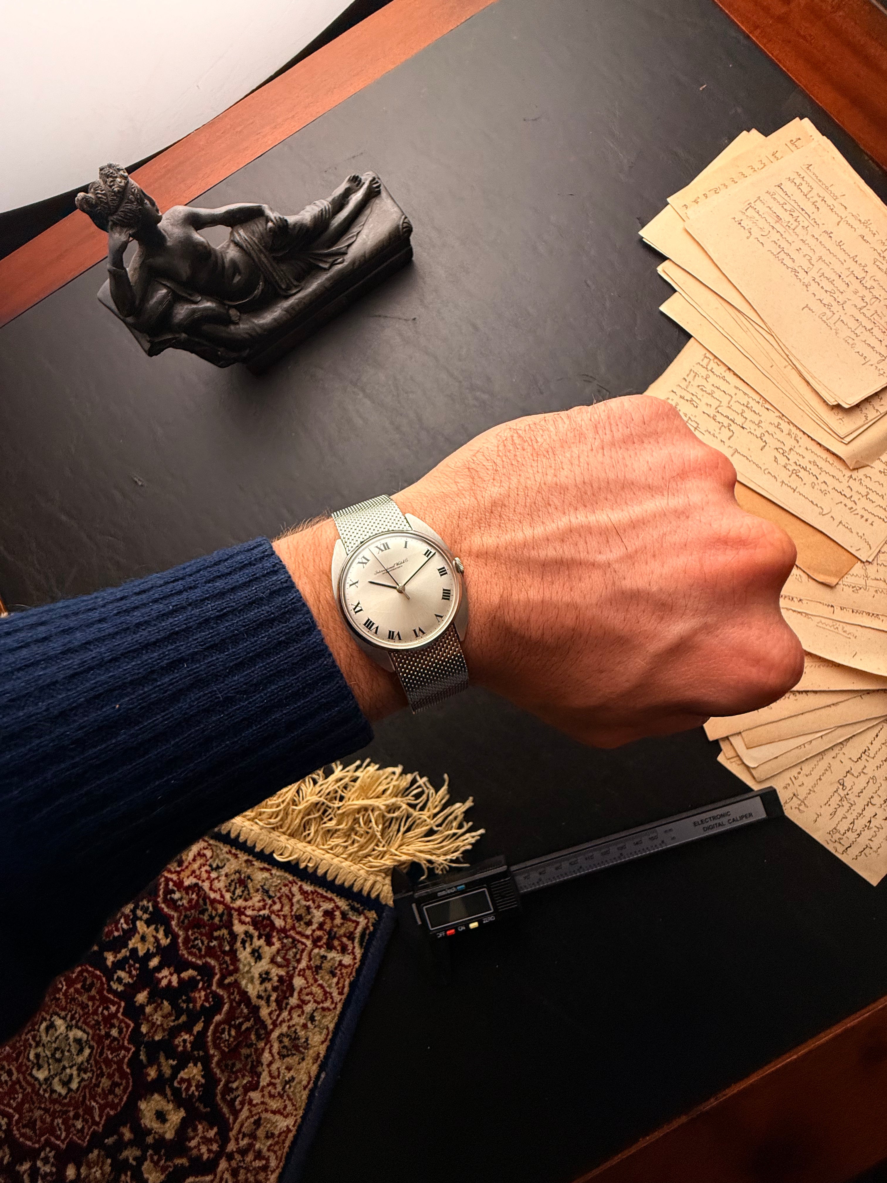IWC: Ref. 2407 — The Elegance of Simplicity