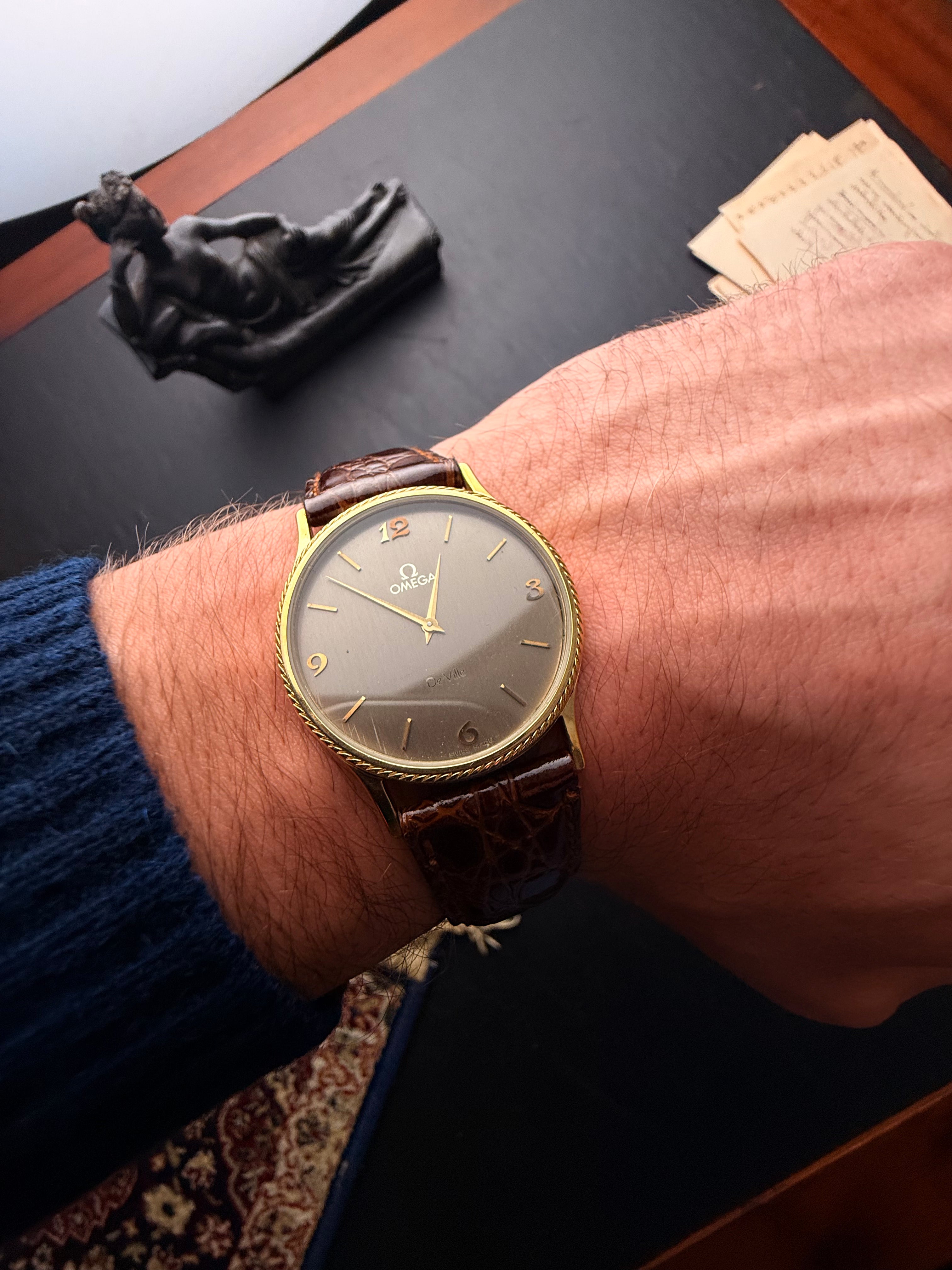 Omega: De Ville — Sophisticated Charm