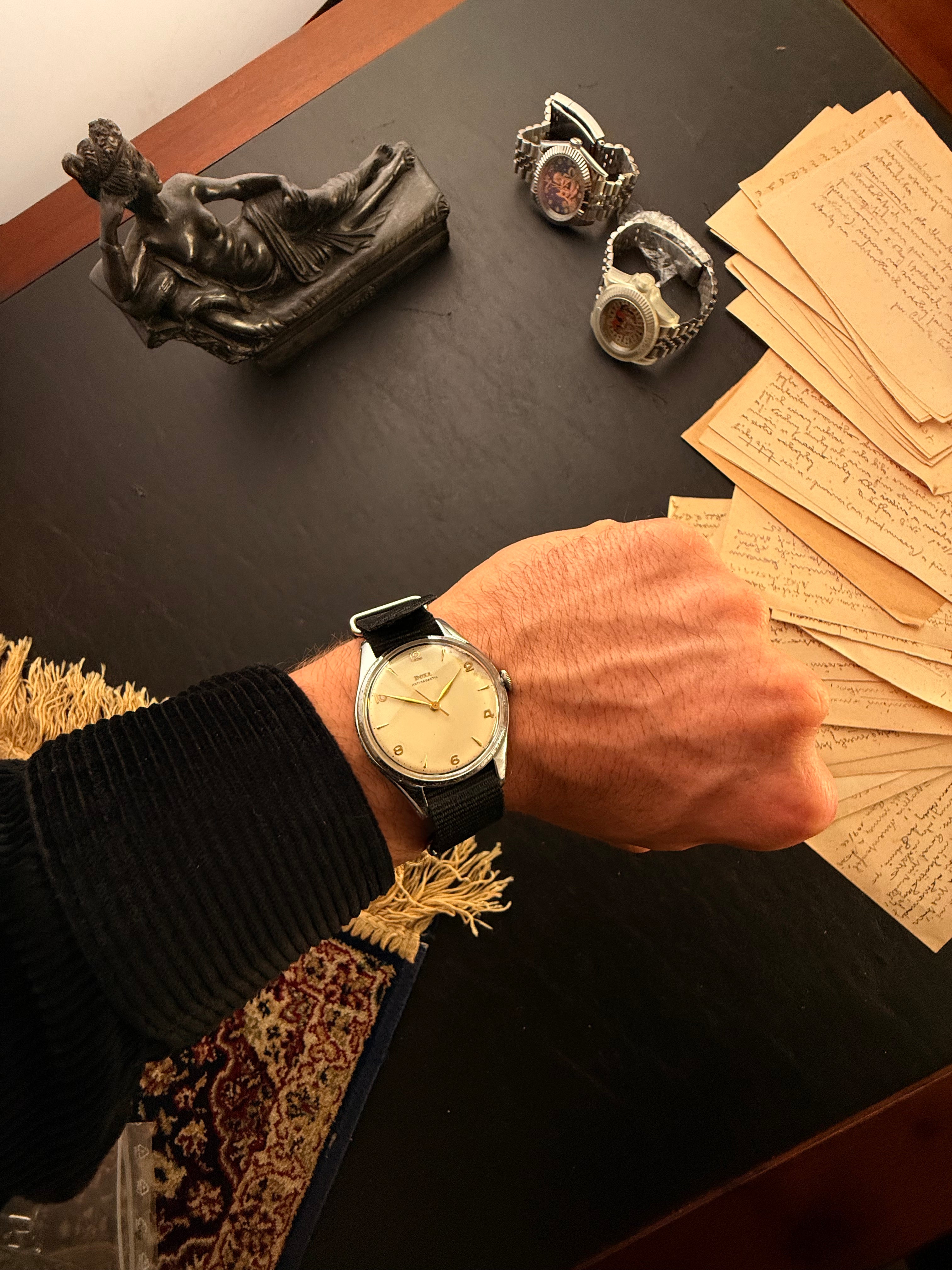 Doxa: Antimagnetic — The Jumbo Classic