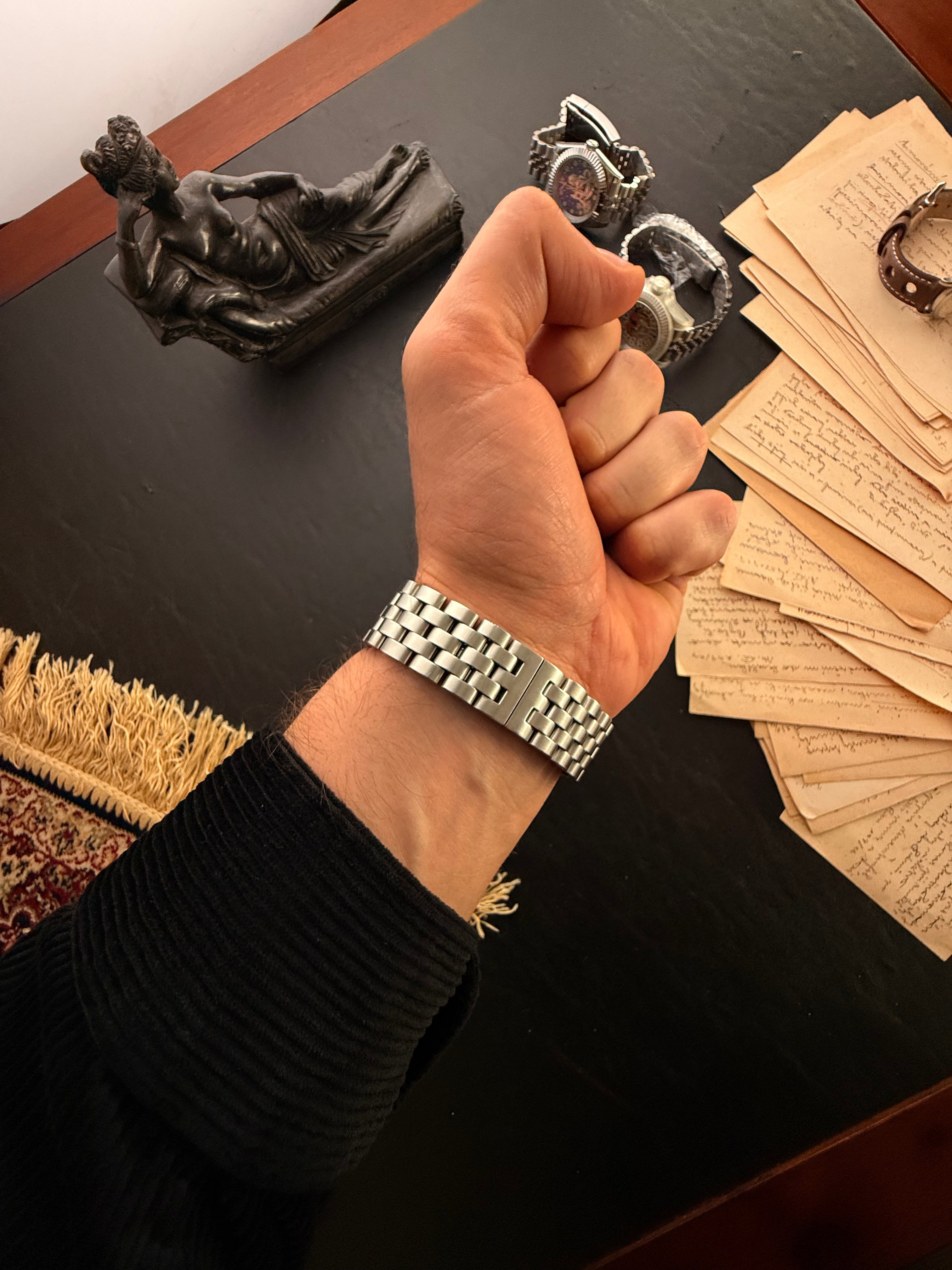 Renée Gerove: Swiss Field Automatic