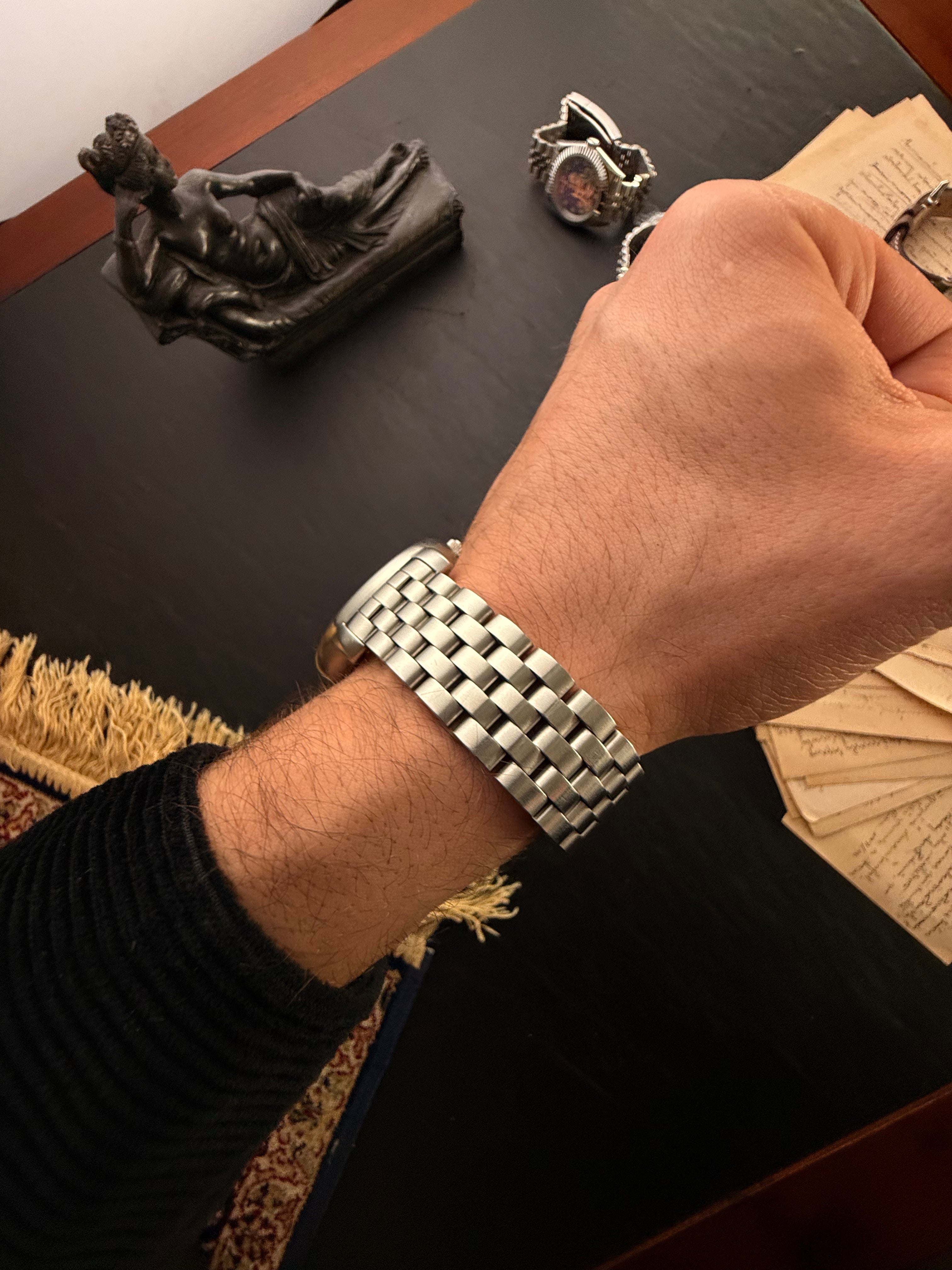 Renée Gerove: Swiss Field Automatic