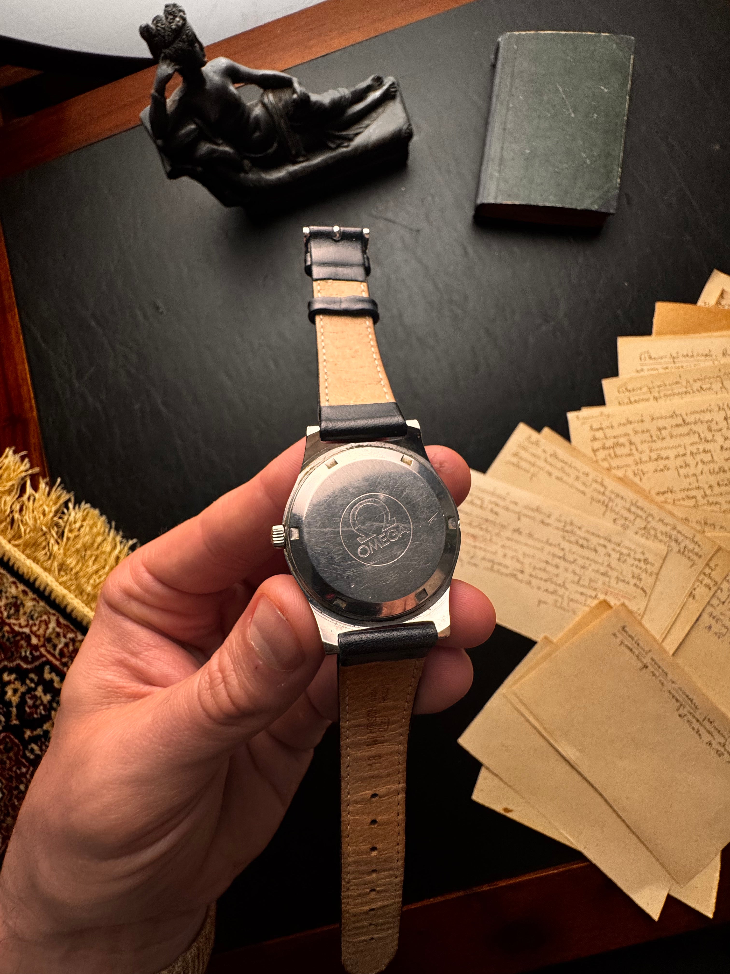 Omega Automatic Genève — Timeless Steel Precision