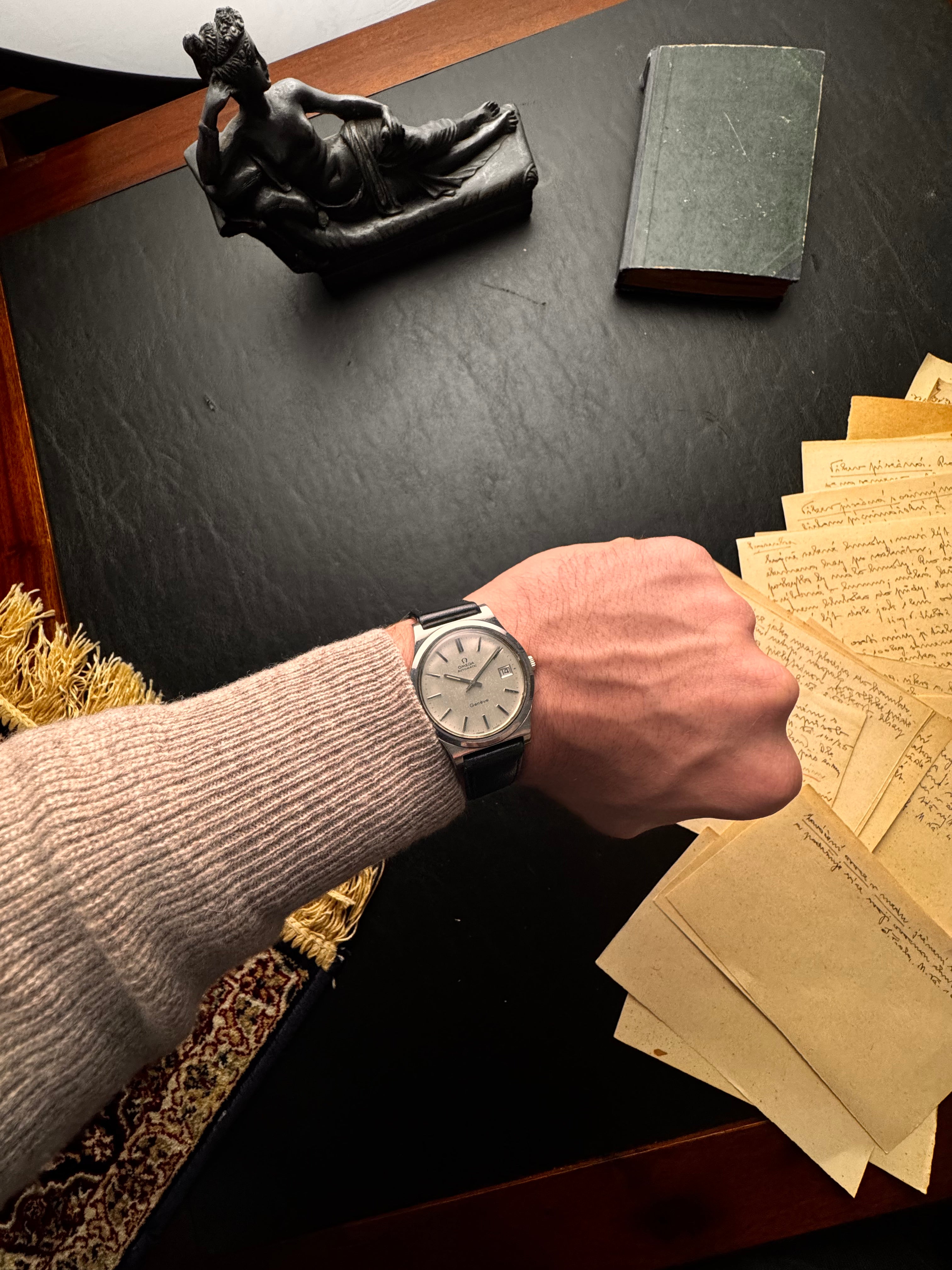 Omega Automatic Genève — Timeless Steel Precision