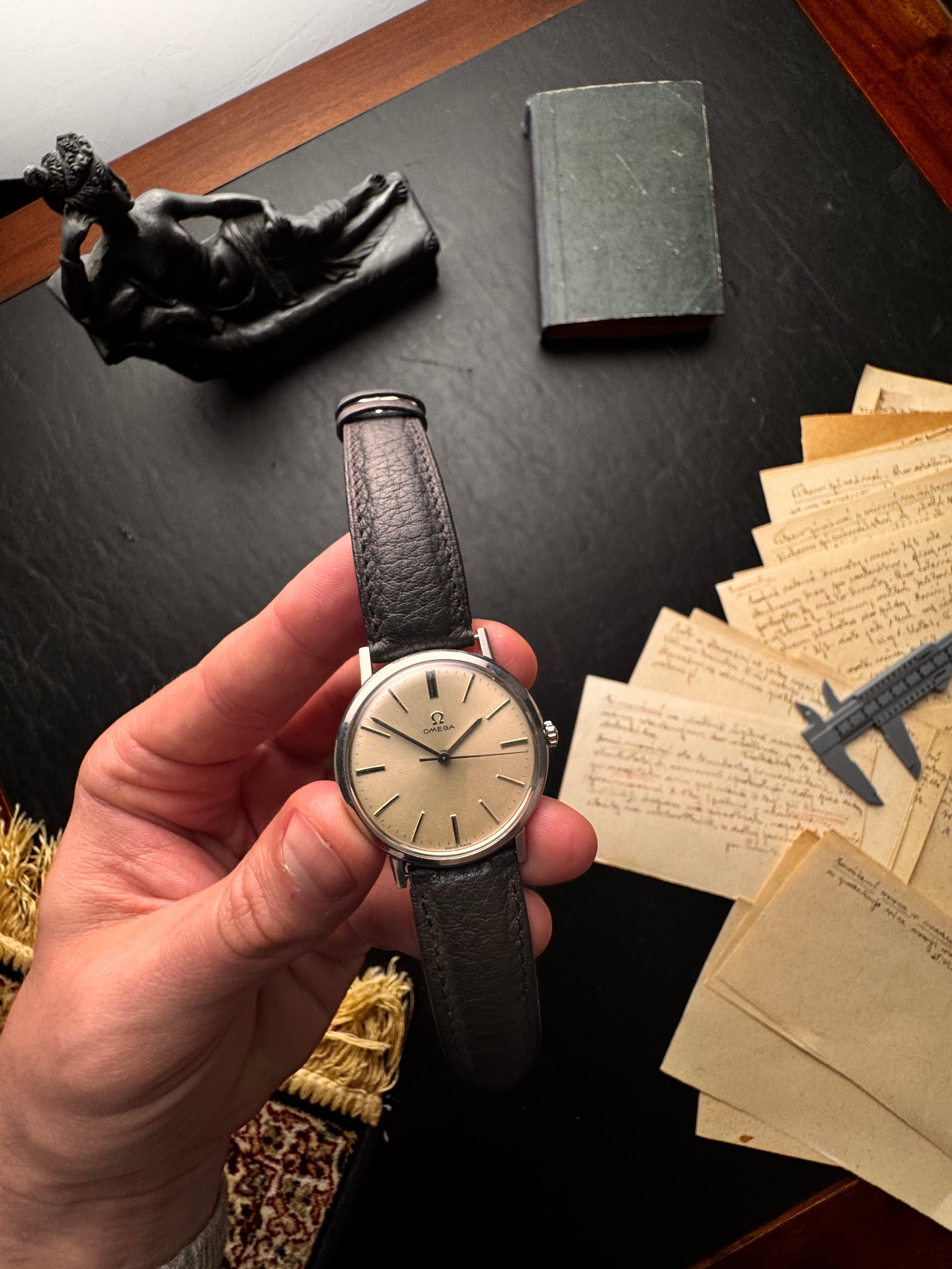 Omega Vintage Silver — Mid-Century Minimalist