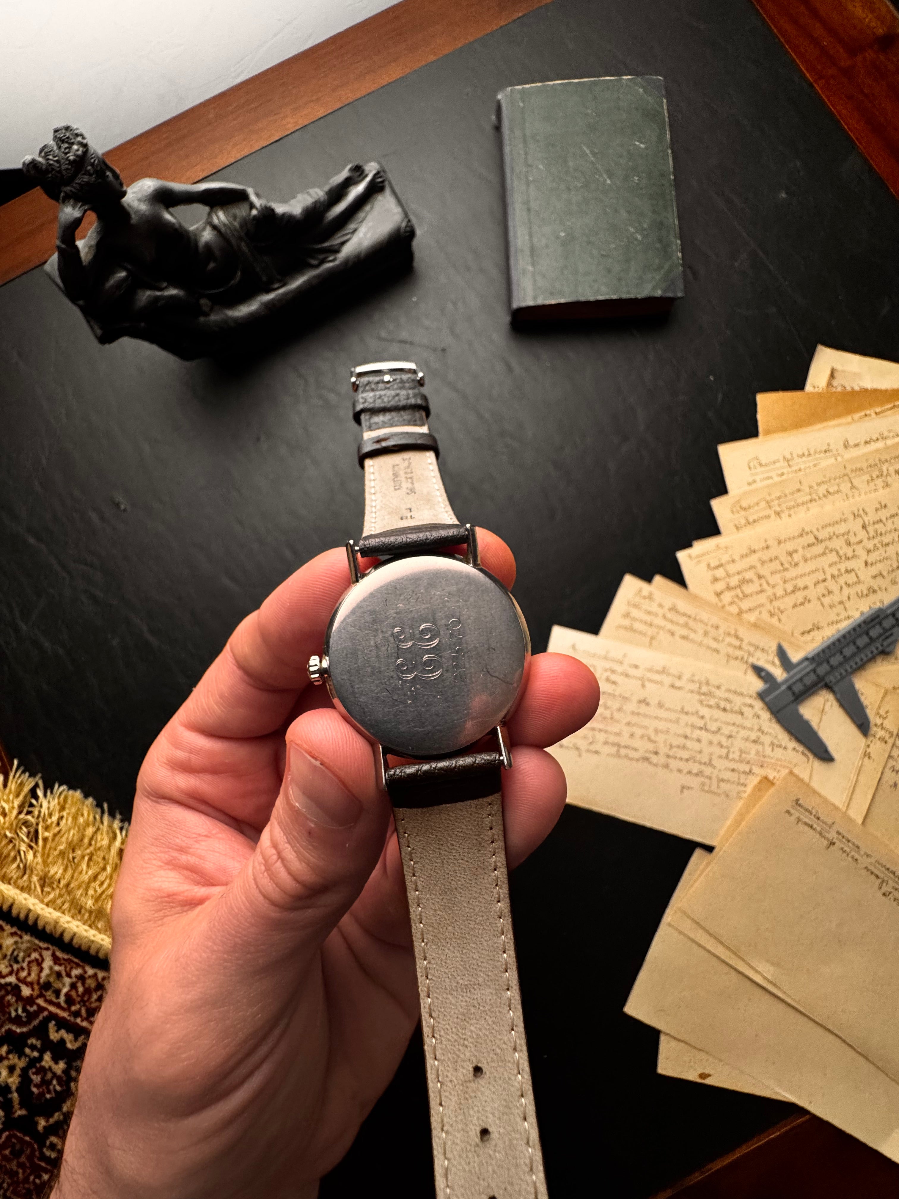 Omega Vintage Silver — Mid-Century Minimalist