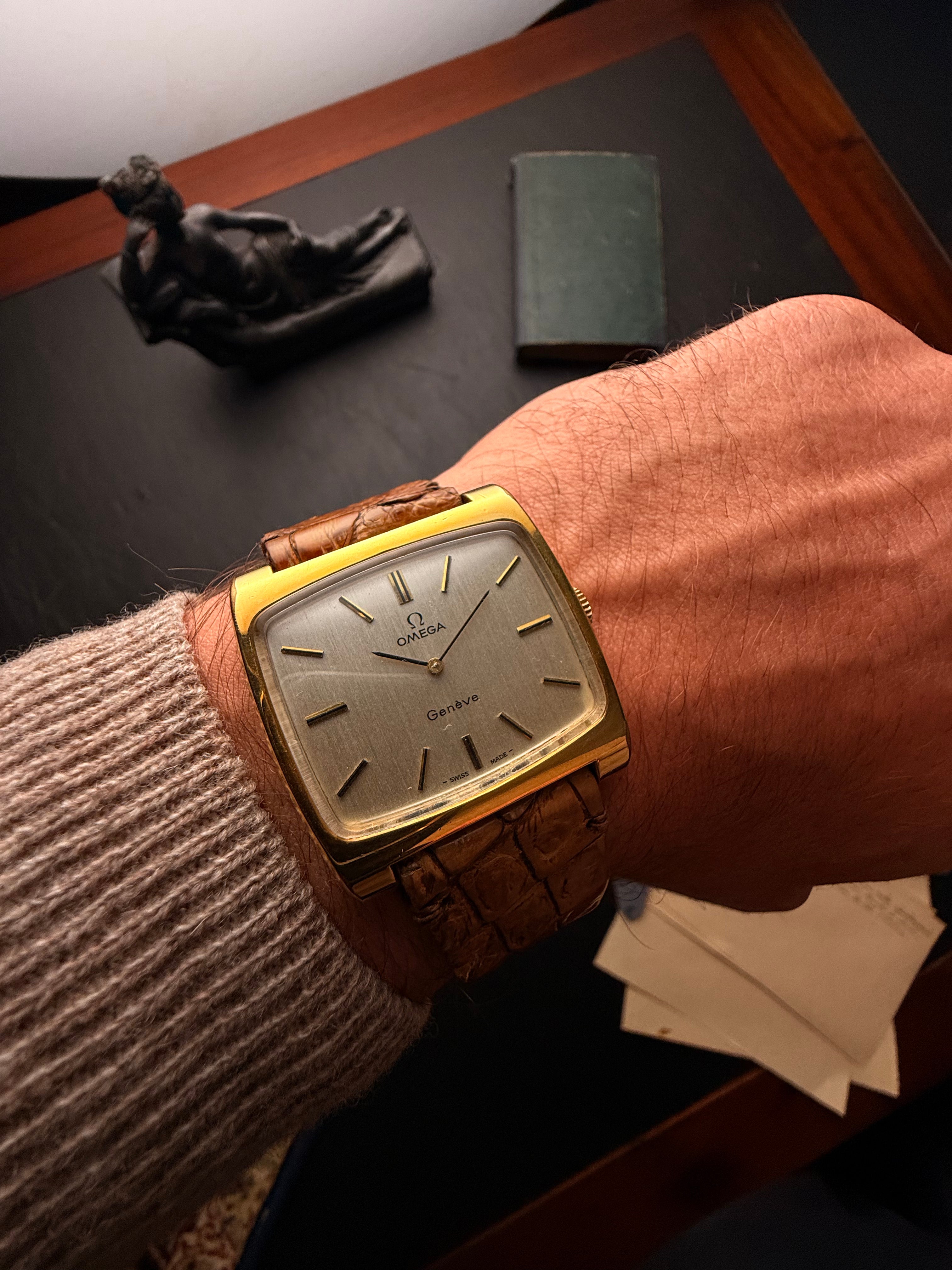 Omega Genève — Golden Square Heritage