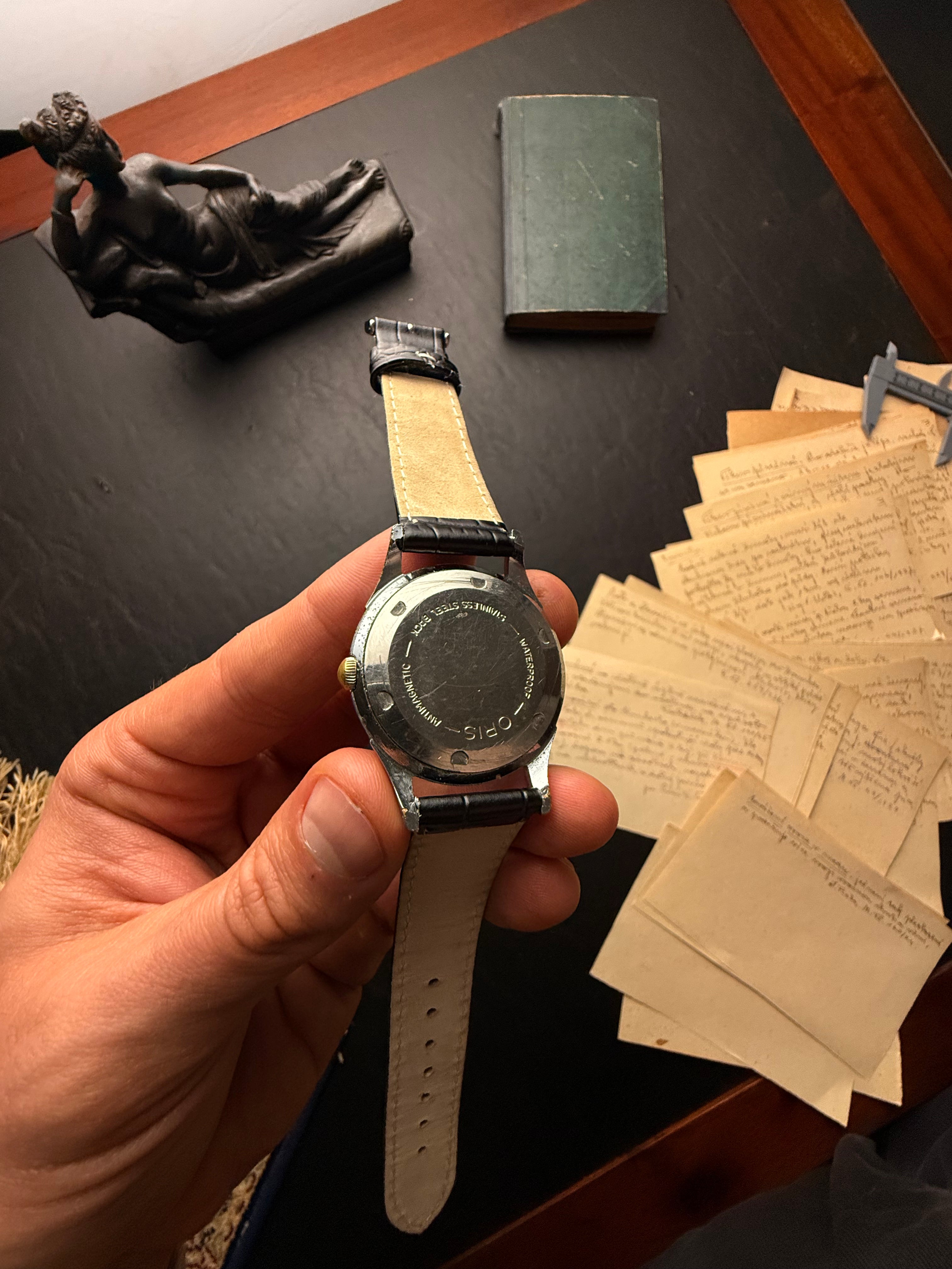 Oris Anti-Shock — Mid-Century Functionalism