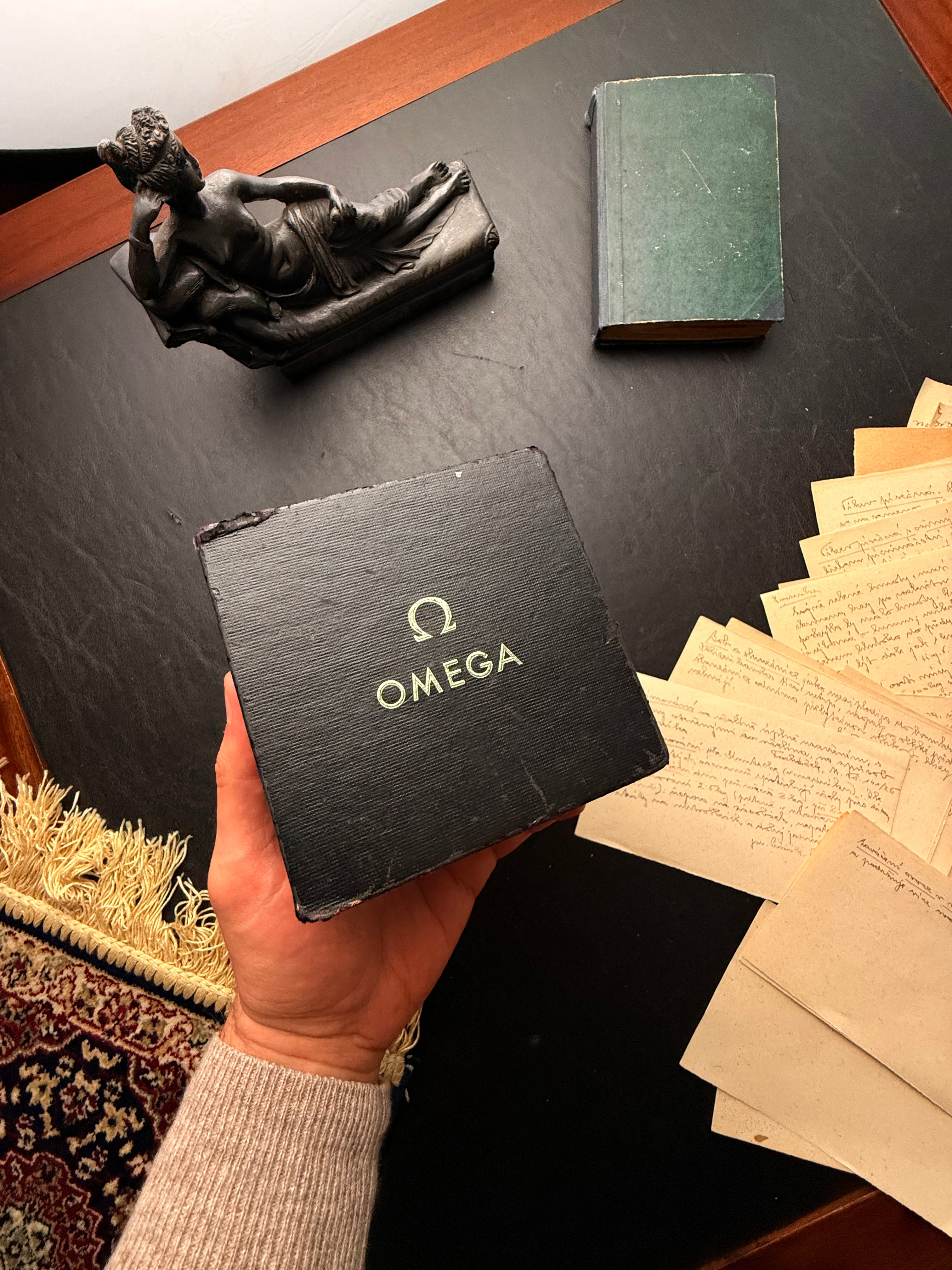 Omega Genève Automatic — "Genève Elegance"