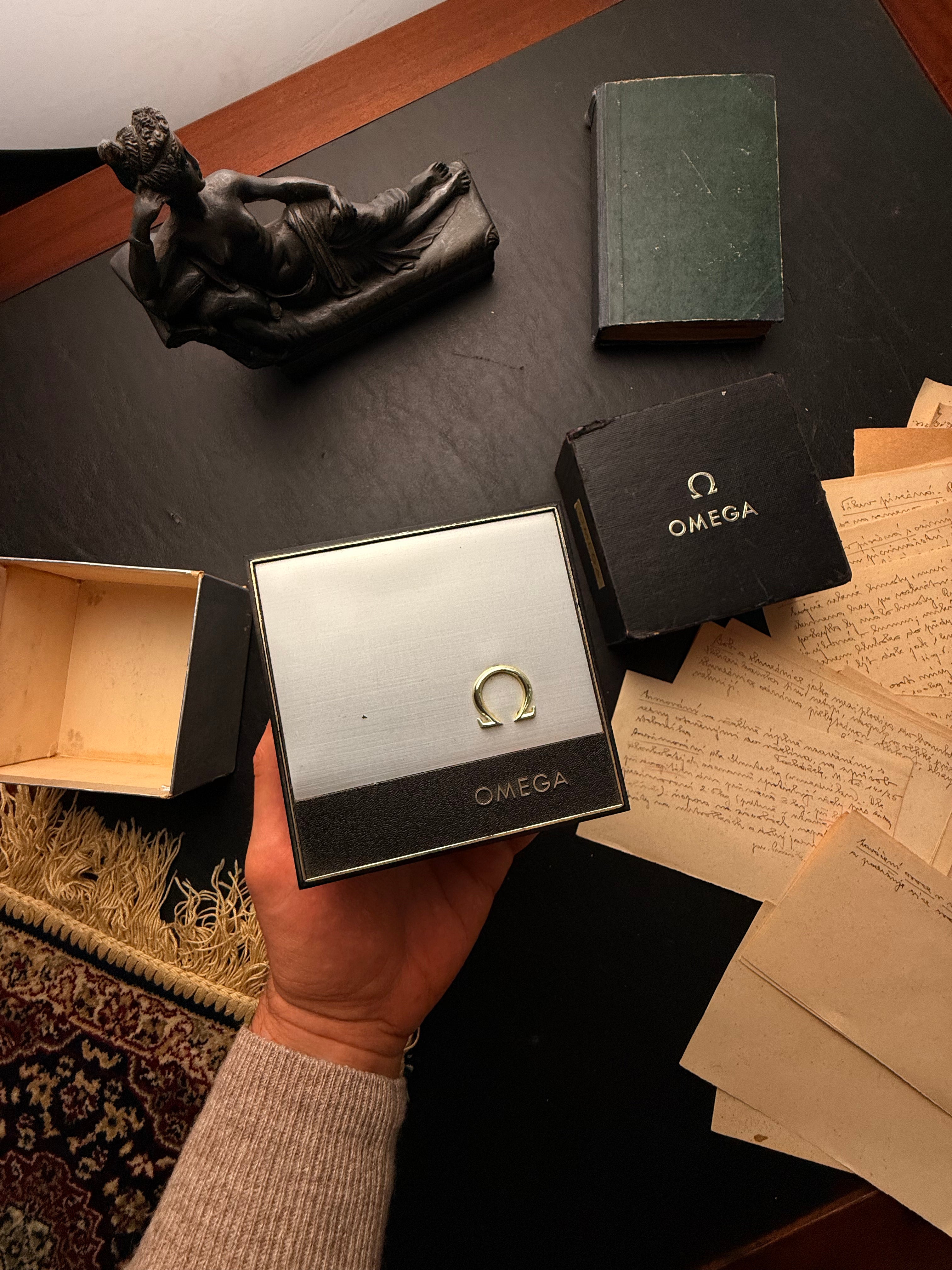 Omega Genève Automatic — "Genève Elegance"