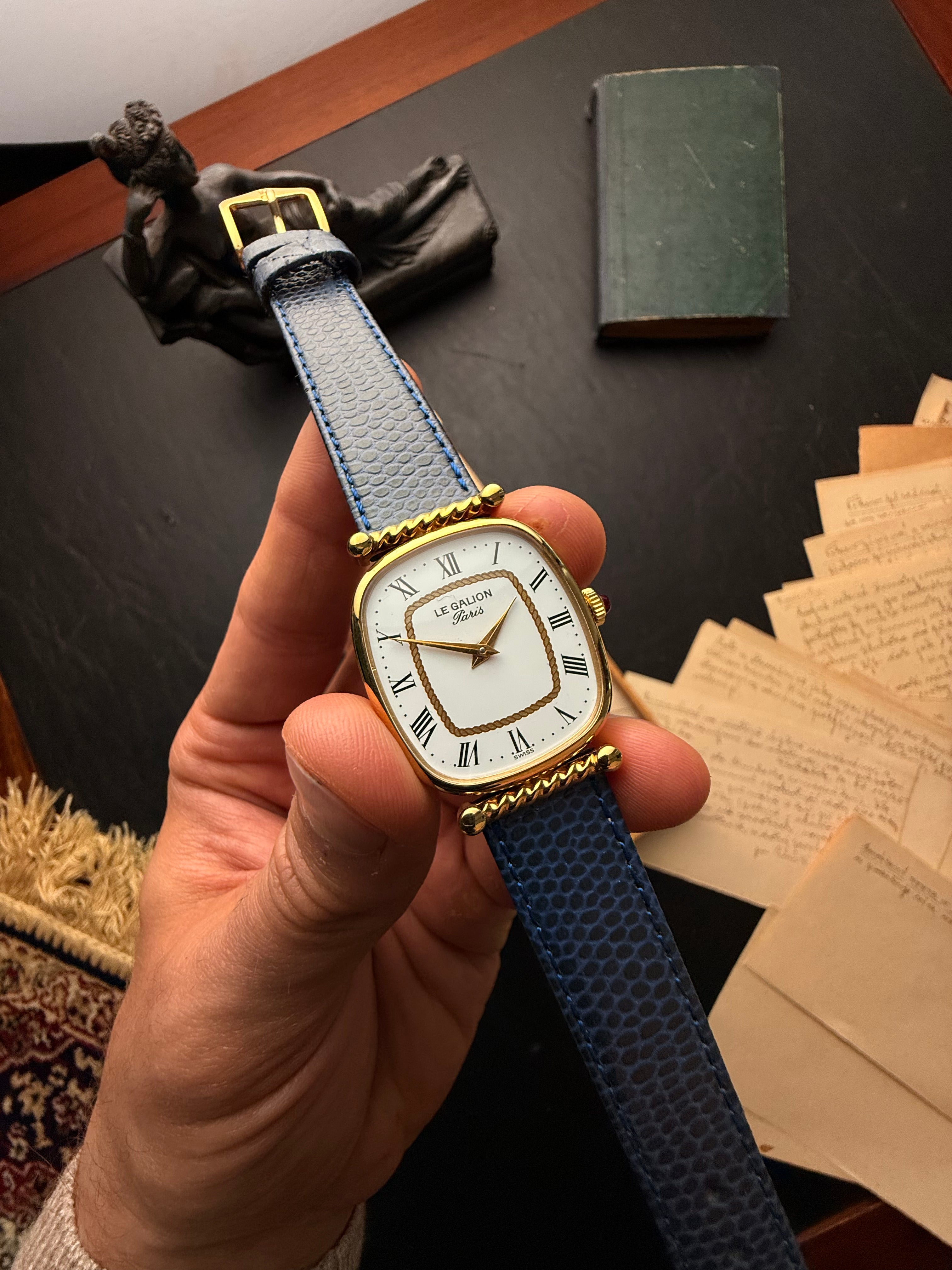 Le Galion Paris — "The Gilded Minimalist"