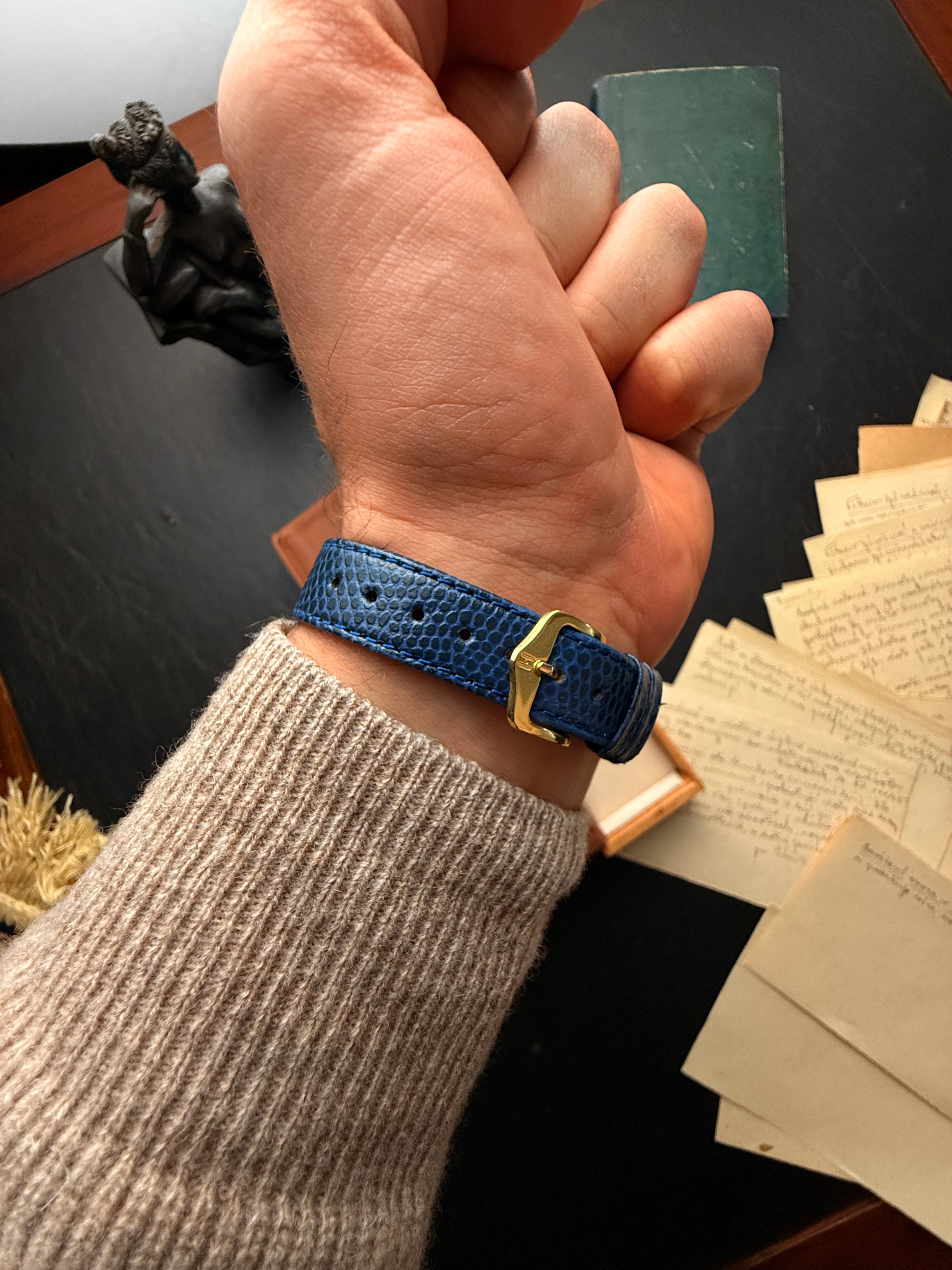 Le Galion Paris — "The Gilded Minimalist"