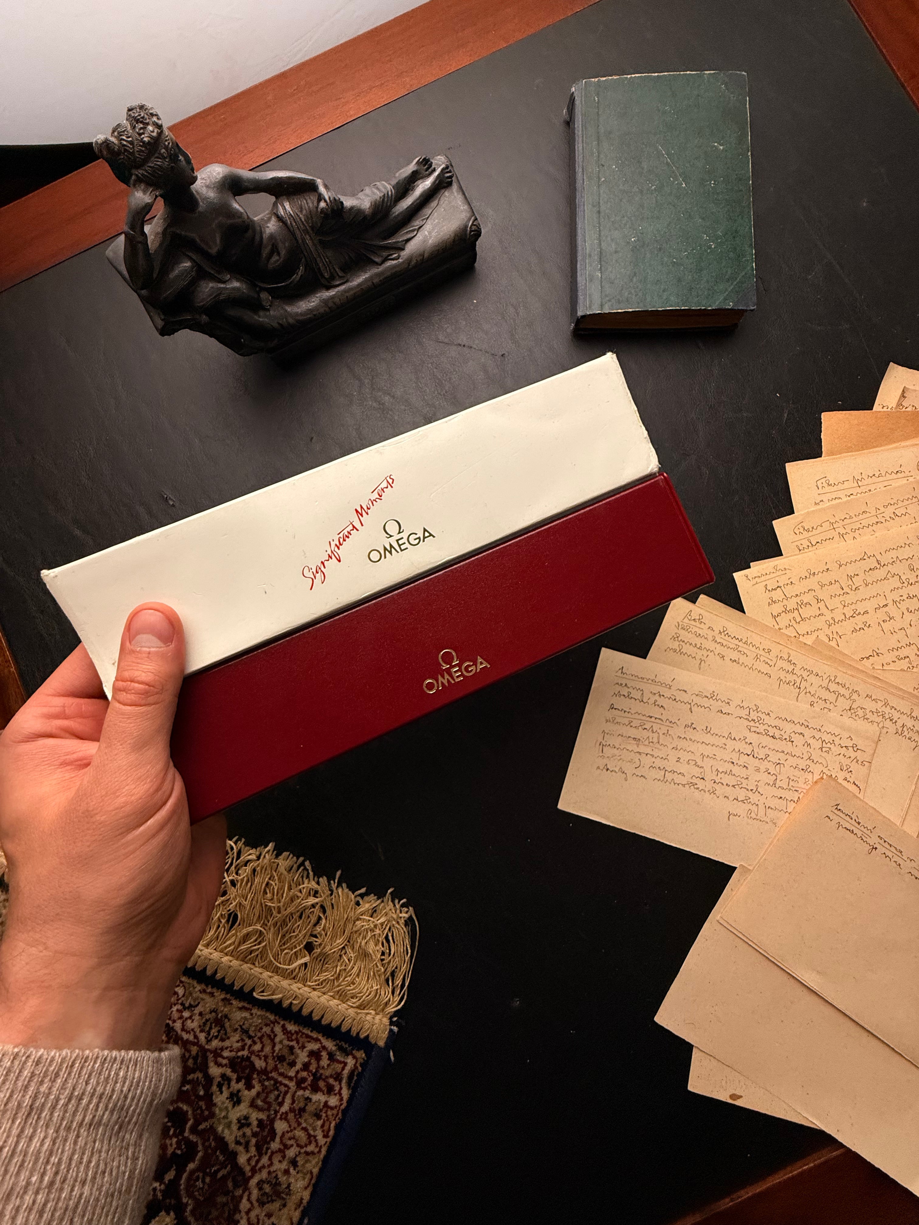 Omega Cushion — 1930s Vintage Aesthetics