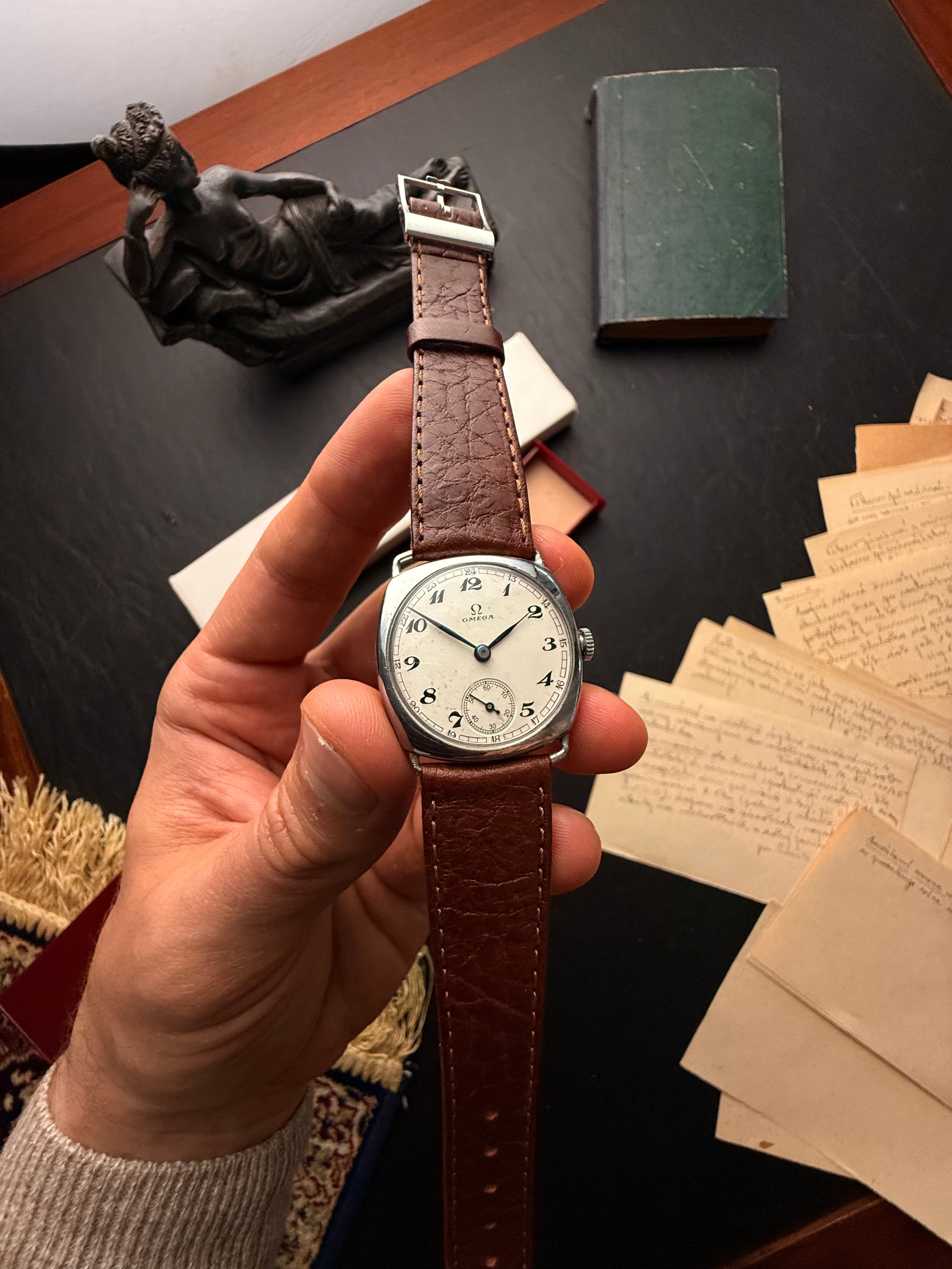 Omega Cushion — 1930s Vintage Aesthetics