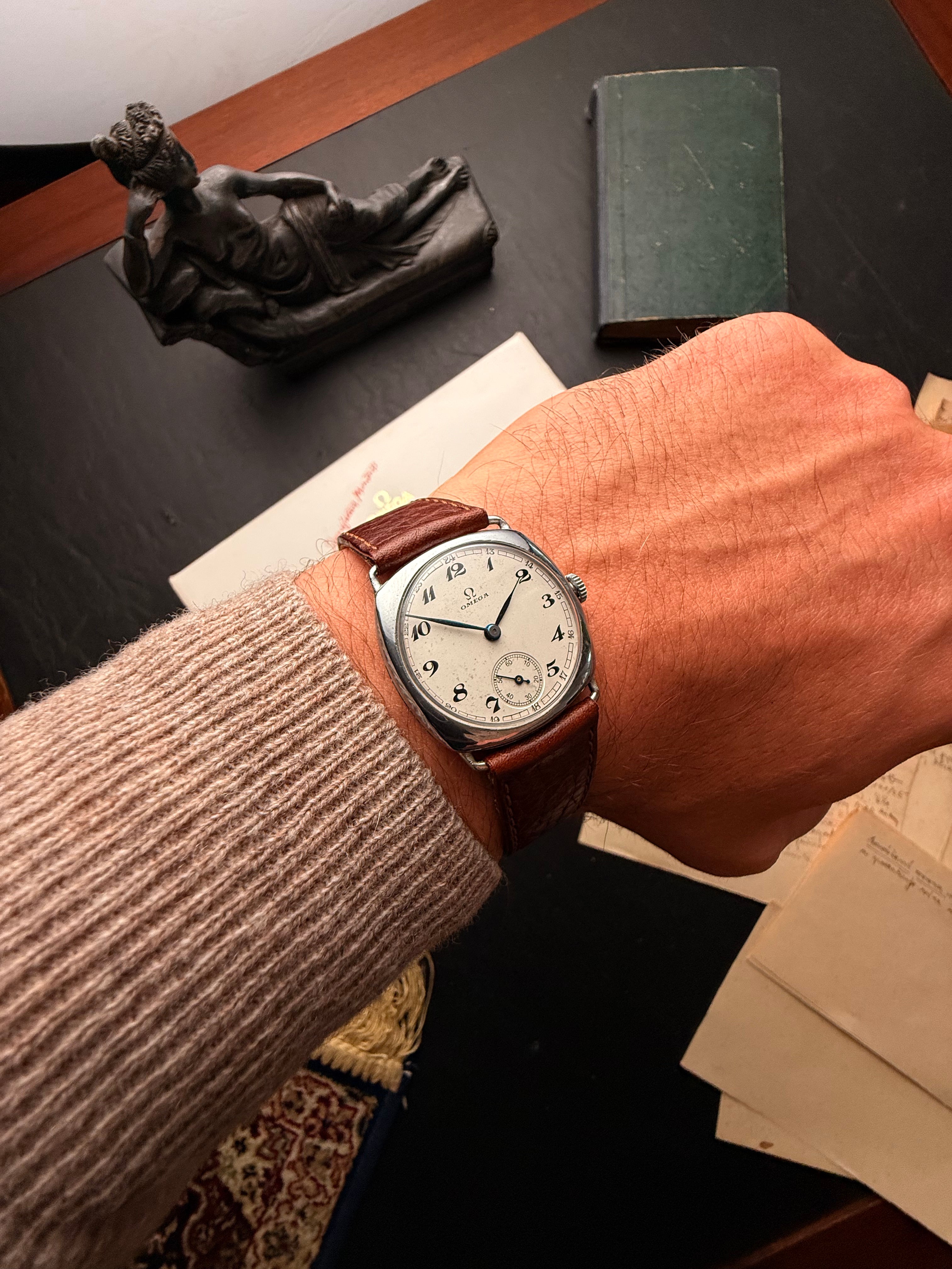 Omega Cushion — 1930s Vintage Aesthetics